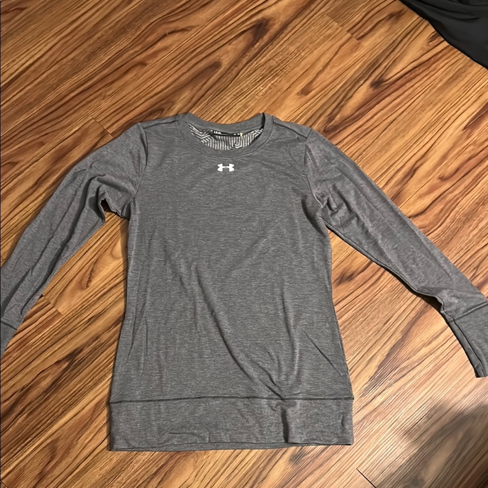 Under Armour Gray Long Sleeve Shirt